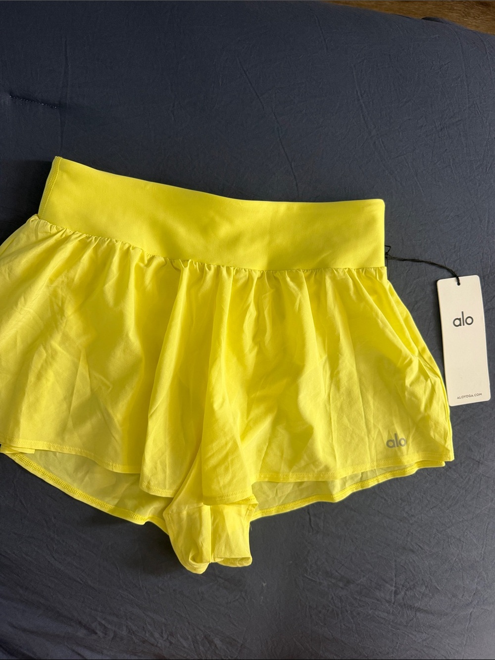 Alo Yoga Victory Running Short